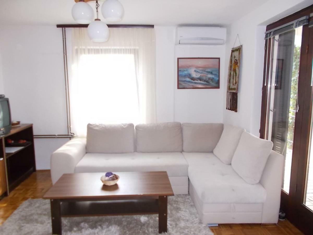 Krk Apartmani Pepina Pinezici  Exterior photo